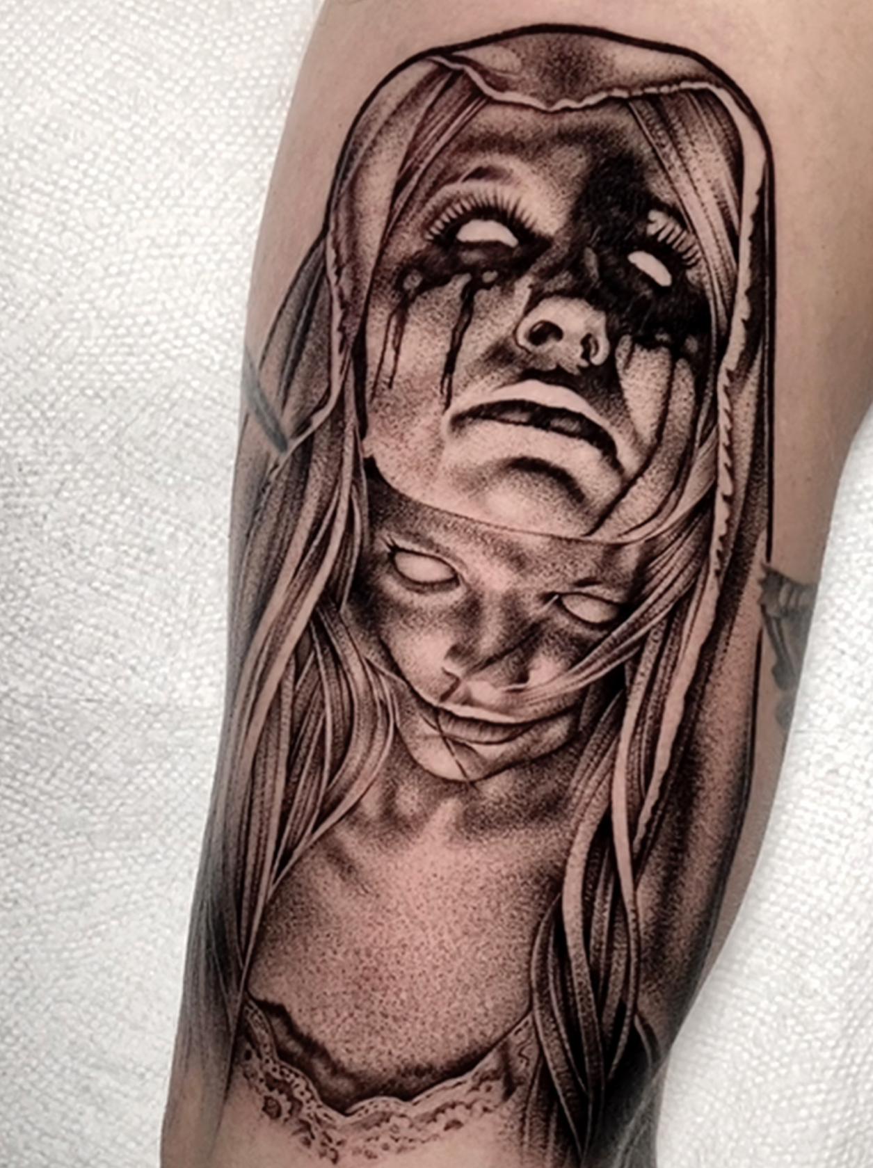 Tatuaje realismo negro